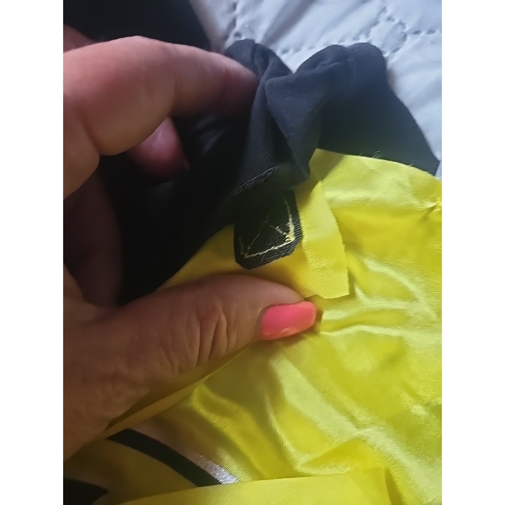 Batman Costume 2T Cape Is Detachable‎ New - Picture 11 of 11